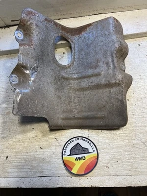 Protector térmico cortafuegos motor Toyota Fj60 Land Cruiser Foto 1 de 2