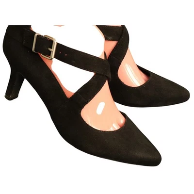 Bloco de salto Rockport Tru365 Comfort camurça preta cruzada com tiras pontiagudas 7,5 - Imagem 1 de 4