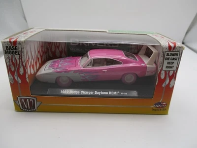 M2 MACHINES CASTLINE AUTO-DRIVERS + CHASE + PINK 1969 DODGE CHARGER DAYTONA HEMI - Image 1 of 2