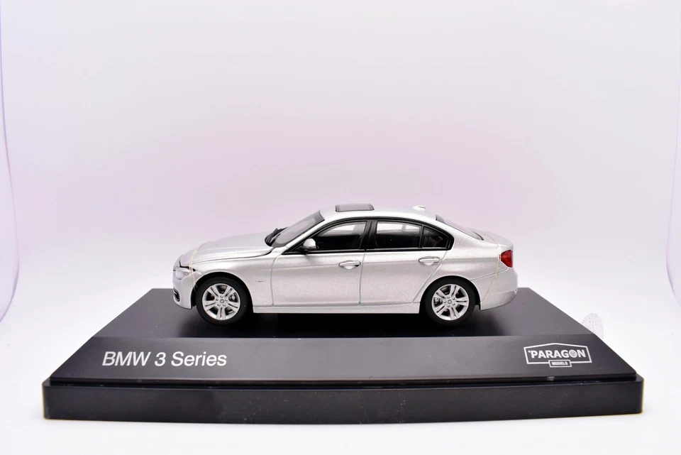Modellino Auto Scala 1:43 BMW 3 Series grey paragon diecast modellismo statico - Immagine 1 di 4