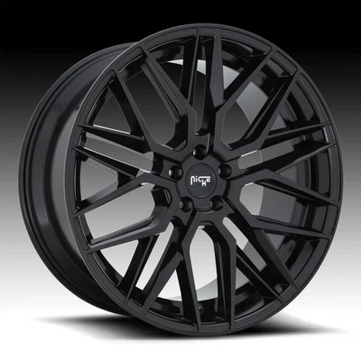 4/Nicho M224 Gamma Brillo Negro 22x10.5 5x112 40mm (M2242205F8+40) Foto 1 de 3