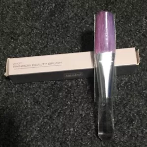 AVON Vintage Rainbow Beauty Brush - For Blush / Powder - 100% Natural Hair NEW - Picture 1 of 3