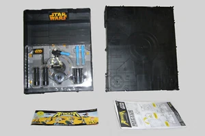 HASBRO Star Wars Attacktix Battle Case w/Exclusive Clone Sergeant 2005 MIB - Picture 1 of 6