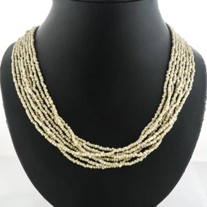 "Collar largo de 8 hebras con cuentas de semillas beige de caqui, 19" - Imagen 1 de 3