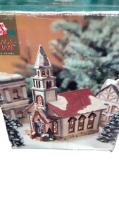 VTG. 1997 Mervyn's Village Square Lighted St. George Chapel Christmas with Box - Picture 1 of 22