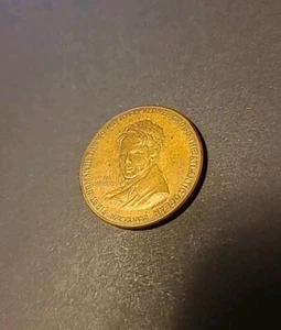 Amelia Earhart 1932 Award Of Philadelphia Gimbel's Banquet Brass Medal Token - Picture 1 of 9
