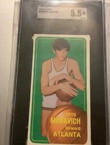 1970-1971 TOPPS #123 Pete Maravich Basketball Card SGC 5.5 EX+