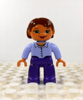 Lego Duplo Figura Mujer Cabello Marrón Lavanda/Púrpura Foto 1 de 3