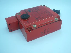 Telemecanique XCS-E7311 - Bild 1 von 1