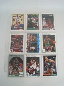 Lote de 9 tarjetas de jugadores de la NBA con hoja de carpeta (Rolando Blackman, Johnny Newman) - Imagen 1 de 8