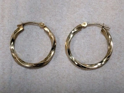 Ralph Lauren 10K Yellow Gold Twisted Diamond Cut Hoop Earrings 3/4" - Image 1 of 4