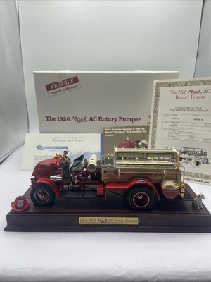 Danbury Mint 1:32 1926 Mack AC Rotary Pumper Truck As Is **READ - Image 1 of 4