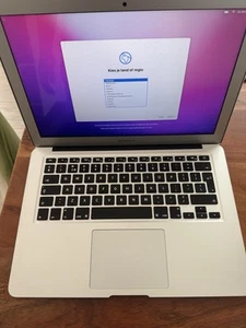 Apple MacBook Air 13.3 Zoll , Intel Core i5 8GB RAM - Bild 1 von 5