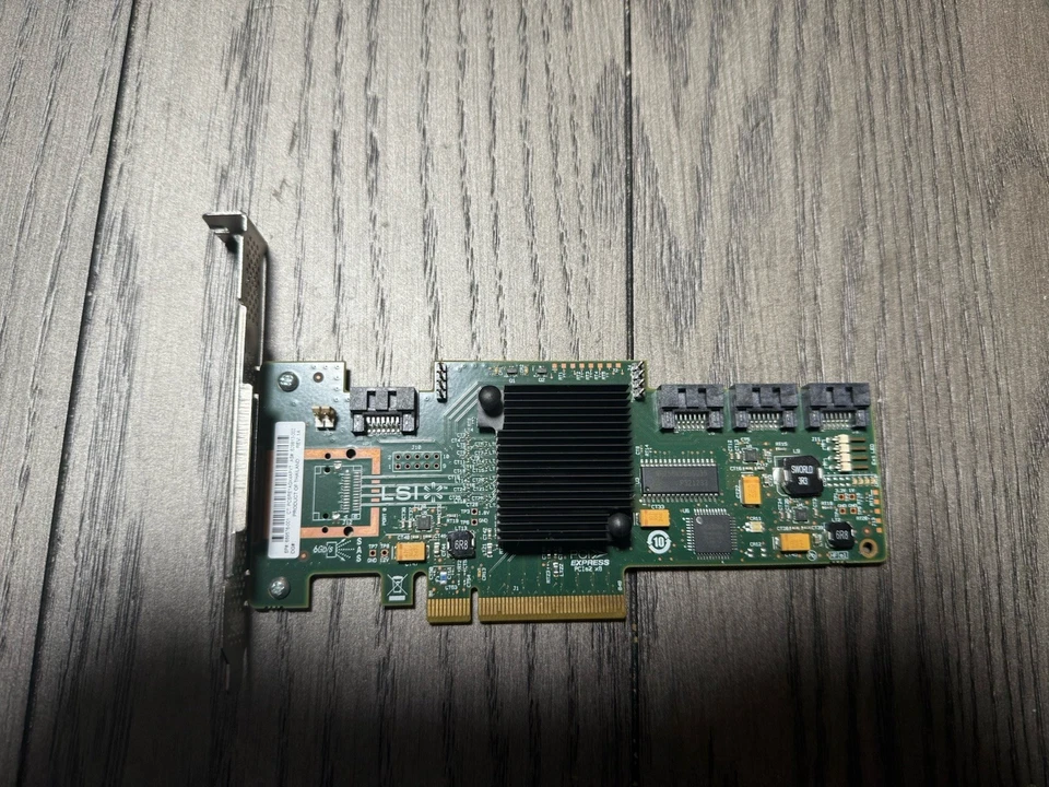 LSI 9212-4i 4-Port SAS RAID Controller - Image 1 of 4