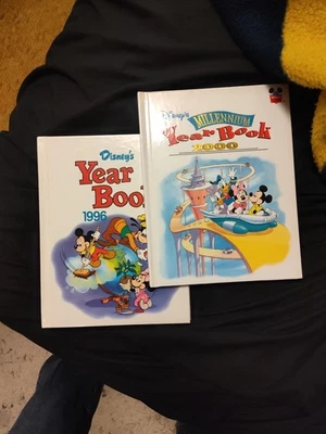 Libros del año Disney edición del milenio 1996 y 2000 muy buen estado Foto 1 de 4