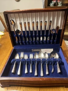 Vtg Community Oneida Silver Plate MILADY Flatware Silverware Set - Picture 1 of 11