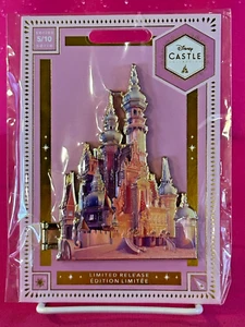 Disney Castle Collection Pin #5 Rapunzel's Castle Tangled New in Packaging - Picture 1 of 3
