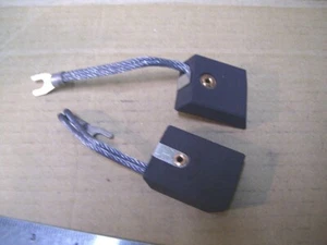 NEU POSTEN 2 STCK. BALDOR RELIANCE 3141NY RE41NY DC MOTORBÜRSTE P2584A - Bild 1 von 4