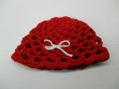 Nuevo HECHO A MANO Sombrero Niño Niña Detalle de Lazo Rojo/Blanco Grueso Crochet Gorro  Foto 1 de 4
