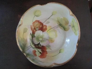 Gorgeous NIPPON Hand Painted Gold Gilded Scalloped Edge Serving Bowl Dish - Picture 1 of 1