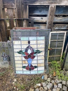 LEADED COLOURED GLASS WINDOWS ASSORTMENT OF FOR SPARES OR REPAIR £80 THE LOT - Picture 1 of 7