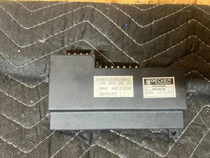 Módulo de relé de control de alarma antirrobo Mercedes W126 1986-1991 1268200826 OEM - Imagen 1 de 1