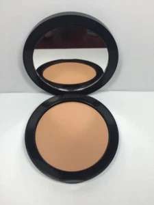 EDWARD BESS IMPECABLE ILUSIÓN TRANSFORMADORA BASE LUZ .27 OZ DMGD LEER - Imagen 1 de 2