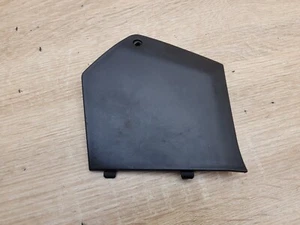 Piaggio MP3 125 / 250 / 300 IE / 400 IE 2006-2014 aleta de acceso fusible derecha 624459 - Imagen 1 de 8