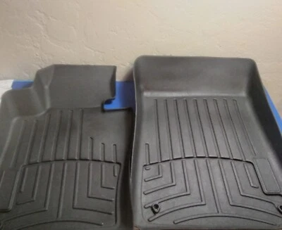 Alfombrilla WeatherTech FloorLiner BMW Serie 3 Sedán Tracción trasera 1998-2006 negra #441061 Foto 1 de 4