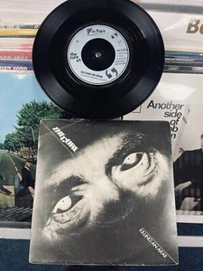 The Cure - Killing An Arab - Neuauflage 7 Zoll Bildcover, blaue Injektionsetiketten - Bild 1 von 4