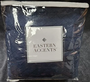 Copriletto Eastern Accents Queen Indigo Briseyda Matelasse 88"x90" - Fuori Produzione - Foto 1 di 6