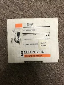 New Schneider Merlin Gerin 50984 Power Meter PM500 Optional IO22 Alarm module - Picture 1 of 2