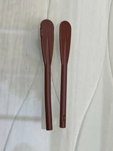 Lego Minifigure utensil 87585 Paddle Boat Oars x 2 Reddish Brown /Pirate. Used - Picture 1 of 6