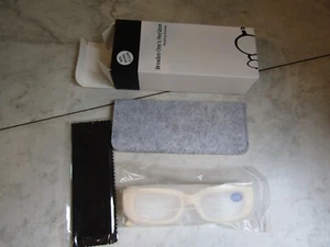 NIB Broaden One’s Horizon Reading Glasses 1.0x 1 Pair + Case & Rag - Picture 1 of 3
