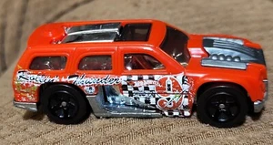 2005 Hot Wheels AcceleRacer Rollin' Thunder Diecast Red SUV Truck VGUC C135A - Picture 1 of 5