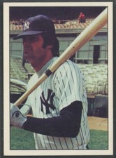 1975 SSPC #445 Lou Piniella New York Yankees