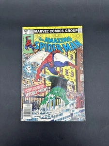 The Amazing Spider-Man #212 - VF - Key Issue Volume 1 - 1980 Marvel Comics - Picture 1 of 4