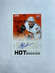 2013-14 Panini Score Hot Rookies Mark Cundari Calgary Flames - Auto - Imagen 1 de 1