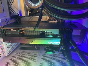 GIGABYTE Radeon RX 6800 Gaming OC 16GB GDDR6 GV-R68GAMING OC-16GD GPU AMD - Photo 1/10