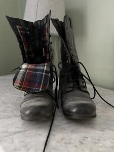 Madden Girl Combat Boots. Size 8. Has   a Flannel Lining that Can Be Rolled Down - Picture 1 of 5