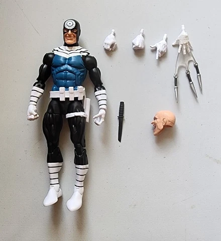 Marvel Legends BULLSEYE Daredevil Man Without Fear Box Set Cover