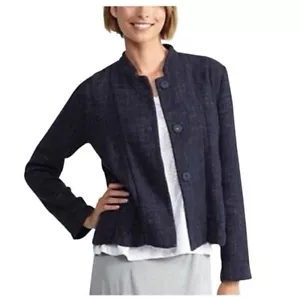 Giacca Eileen Fisher blu tessuto misto lino tweed chiusura a scatto davanti colletto a fascia PS - Foto 1 di 9