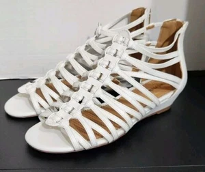 Comfortview Women's Wide Width The Helen Sandal Strappy White Back Zip Sz 9W NEW - Picture 1 of 10