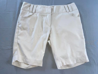 Bermudas de golf ligeras Adidas ClimaLite. Beige, para mujer talla 6. Usado en excelente estado!! Foto 1 de 4