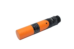 IFM IA5122 Inductive sensor IAE2010-FRKG - Picture 1 of 4