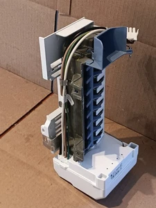 WHIRLPOOL REFRIGERATOR ICE MAKER PART# W10793297 - Picture 1 of 4