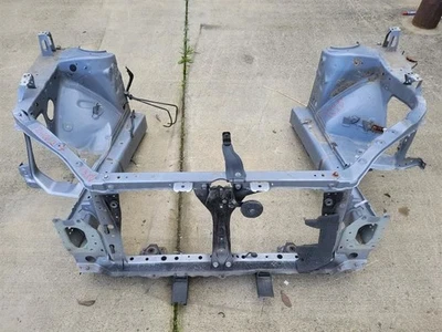 Subaru Xv Crosstrek 2013 soporte de núcleo de radiador con rieles de marco y torre de choque Foto 1 de 4