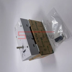 1PCS New MOELLER D-NZM10 Circuit Breaker - Picture 1 of 4