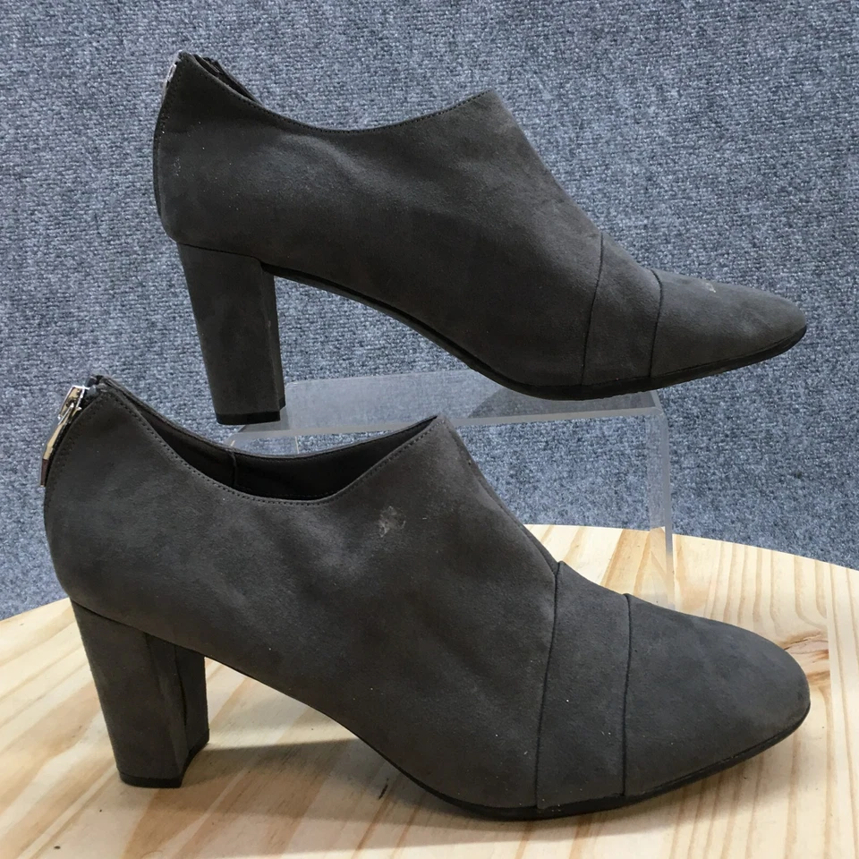 Botas Aerosoles Femininas 10.5M Taverna Tornozelo Botas Cinza Camurça Zíper Lateral Biqueira Amêndoa - Imagem 1 de 4