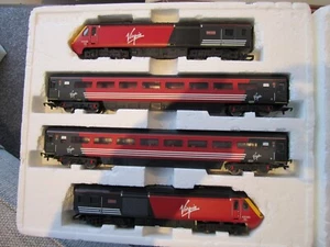 HORNBY CLASS 43 HST 125 VIRGIN TRAIN SET. - Picture 1 of 14